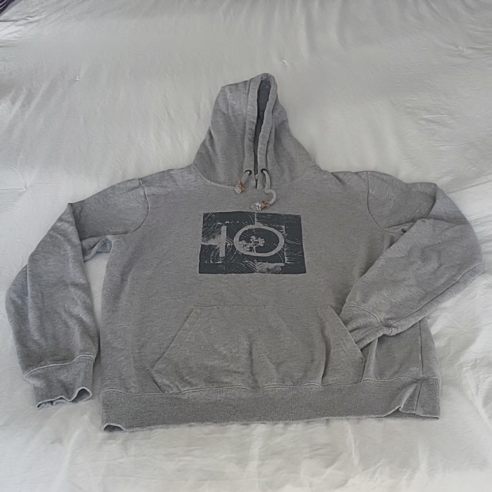 IO grey hoodie soft organic cotton and recycled polyester Small
